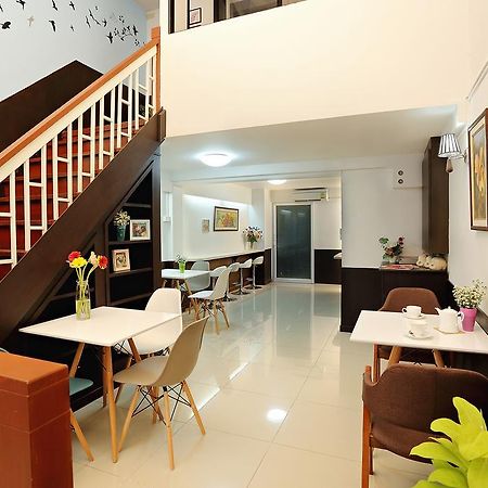Baan Namtarn Guest House Bangkok Luaran gambar