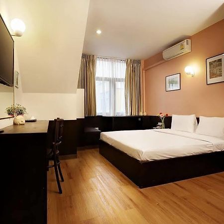 Baan Namtarn Guest House Bangkok Luaran gambar